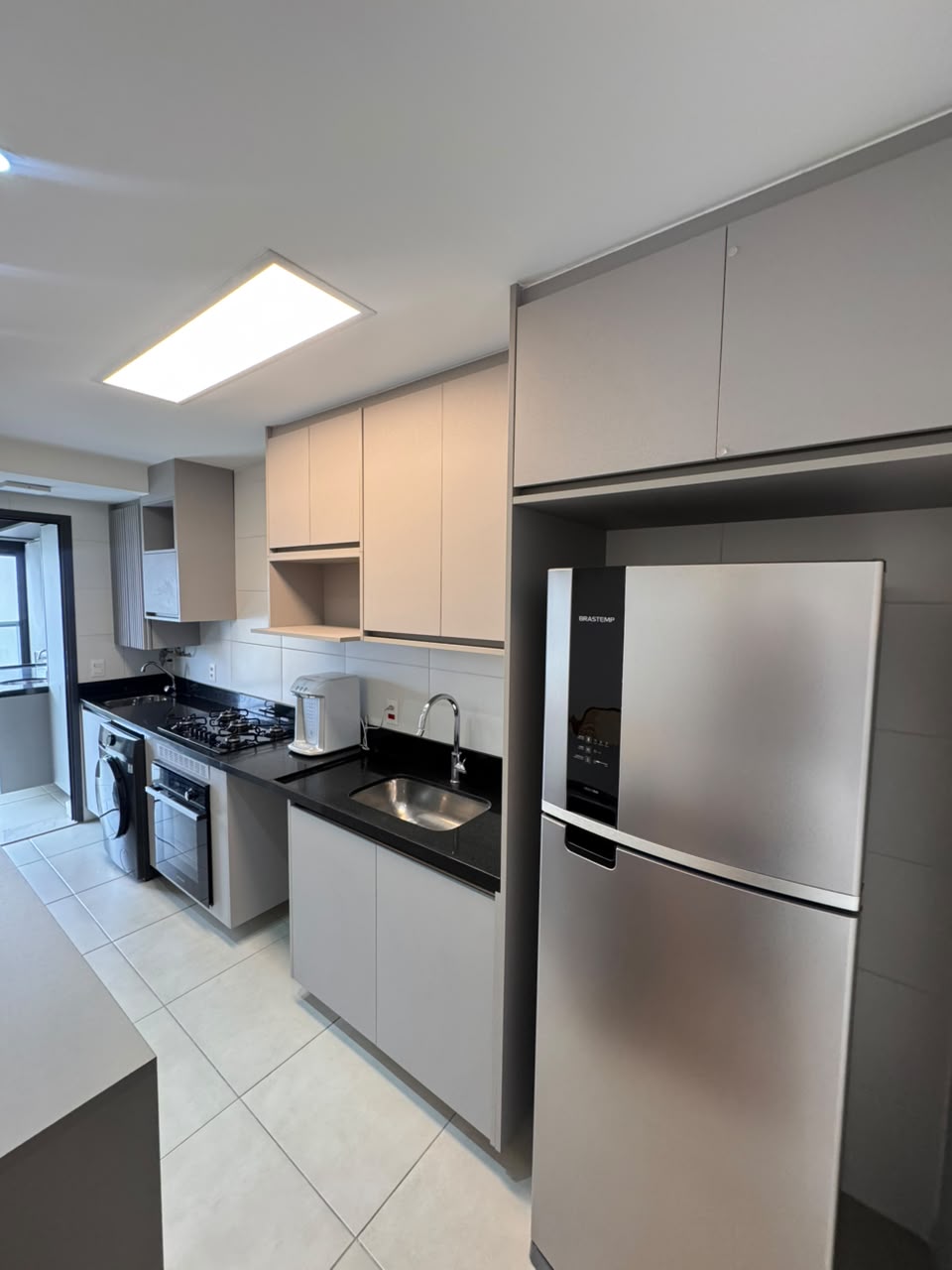 Sala de estar apartamento para alugar em Oka Mamore, Alphaville, Barueri — 75 m² — imagem 2 de 20