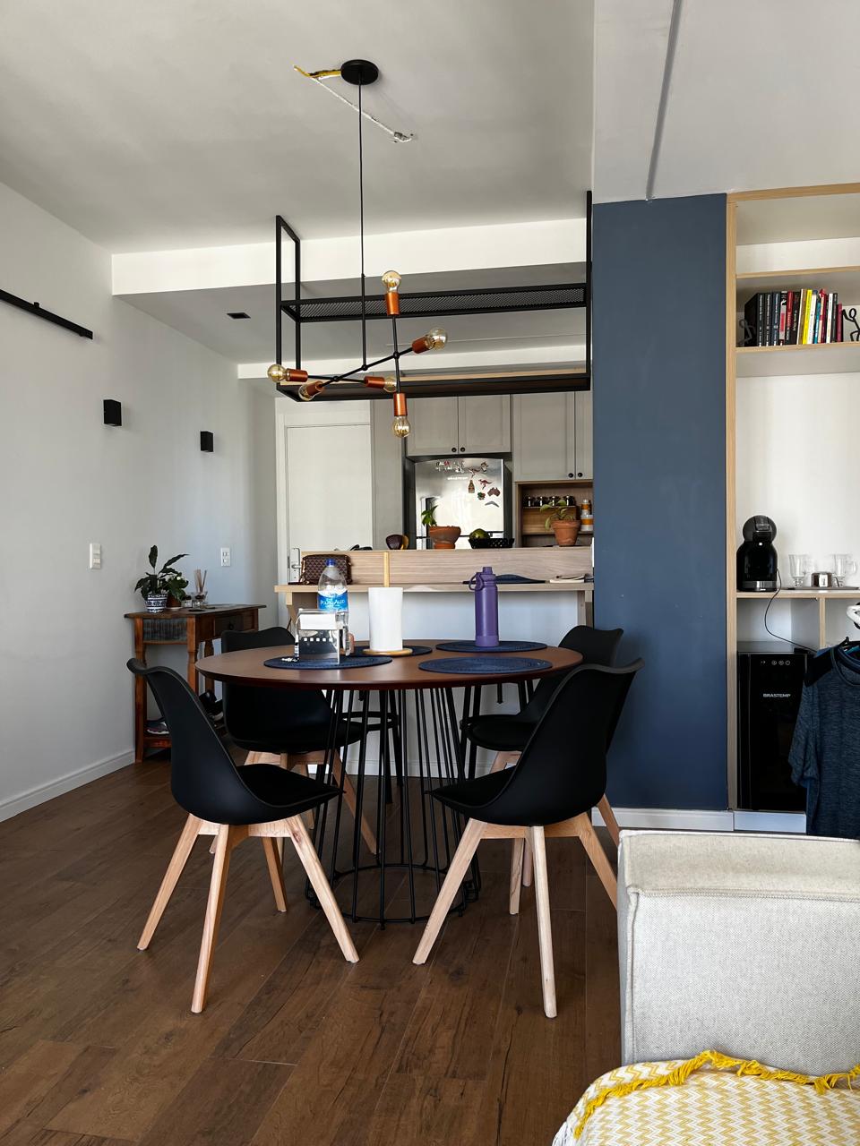 Sala de estar apartamento à venda em Perdizes, São Paulo — 1 suíte, 70 m² — imagem 2 de 8