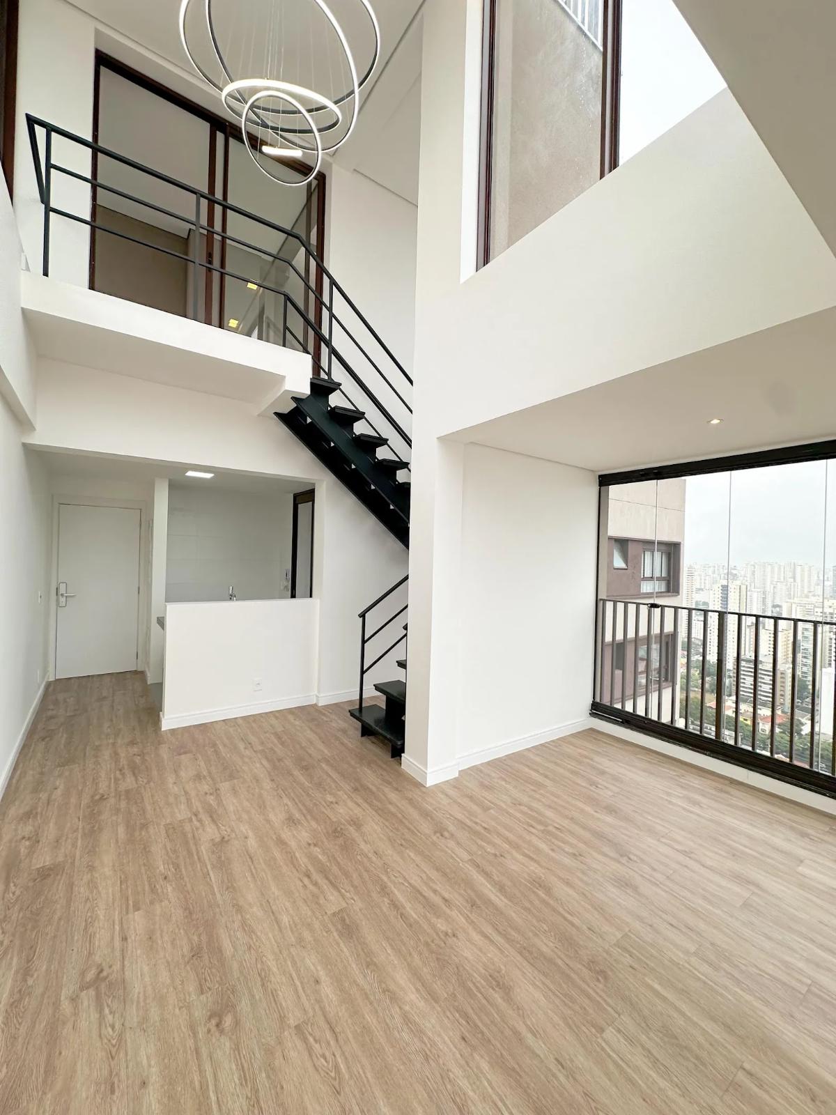 Sala de estar apartamento à venda em Perdizes, São Paulo — 1 suíte, 125 m² — imagem 2 de 30