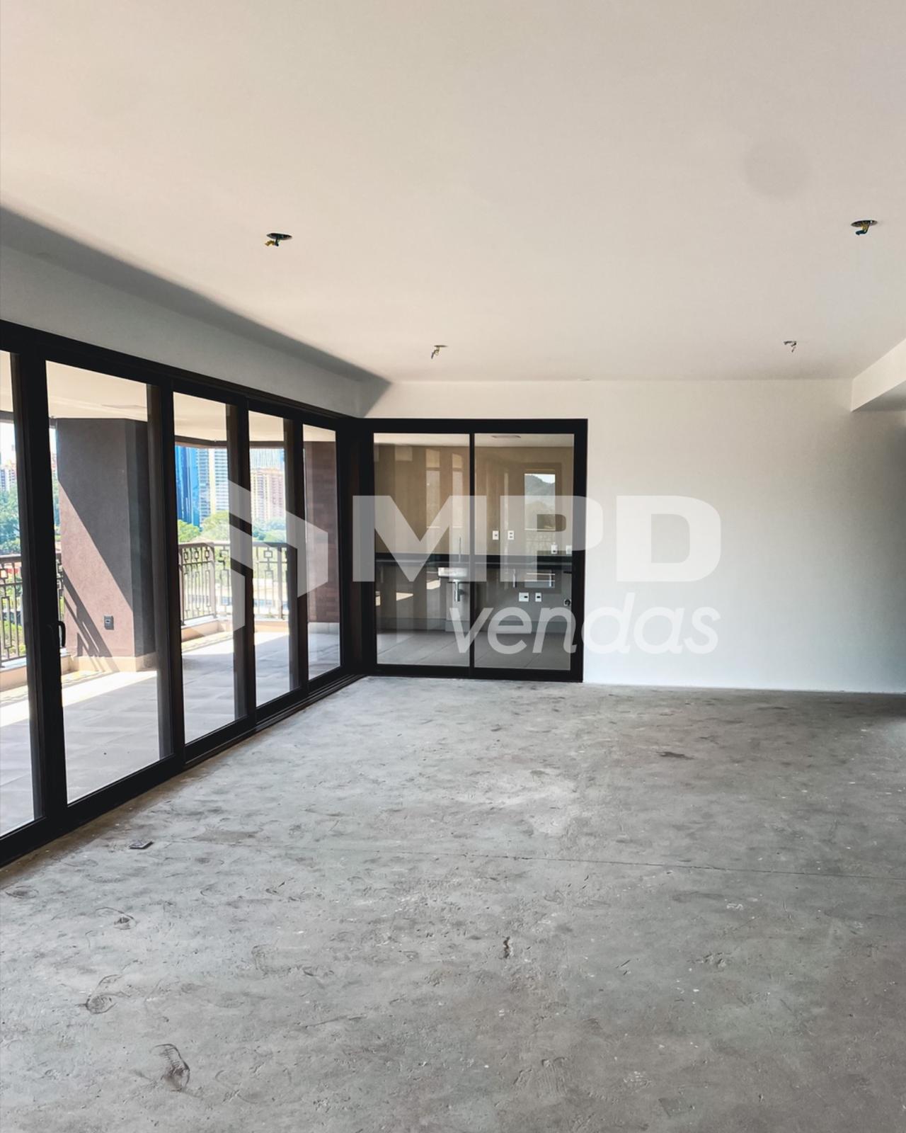 Sala de estar apartamento à venda em Myra, Alphaville, Barueri — 3 suítes, 410 m² — imagem 2 de 17
