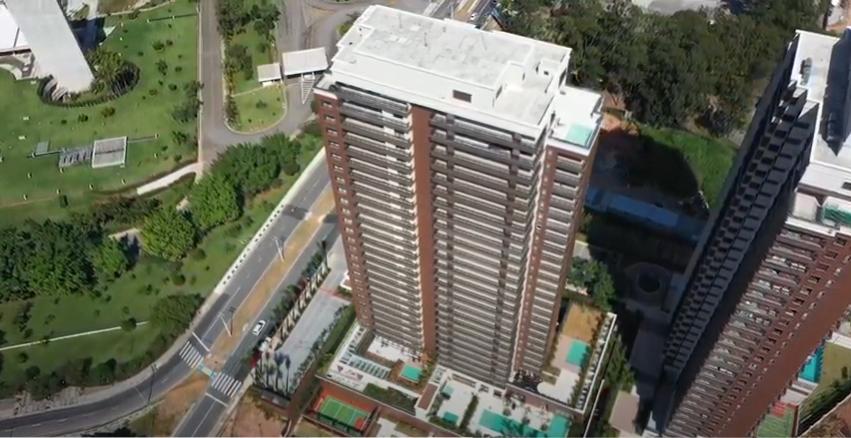 Cozinha e área gourmet apartamento à venda em Myra, Alphaville, Barueri — 4 suítes, 410 m² — imagem 3 de 30
