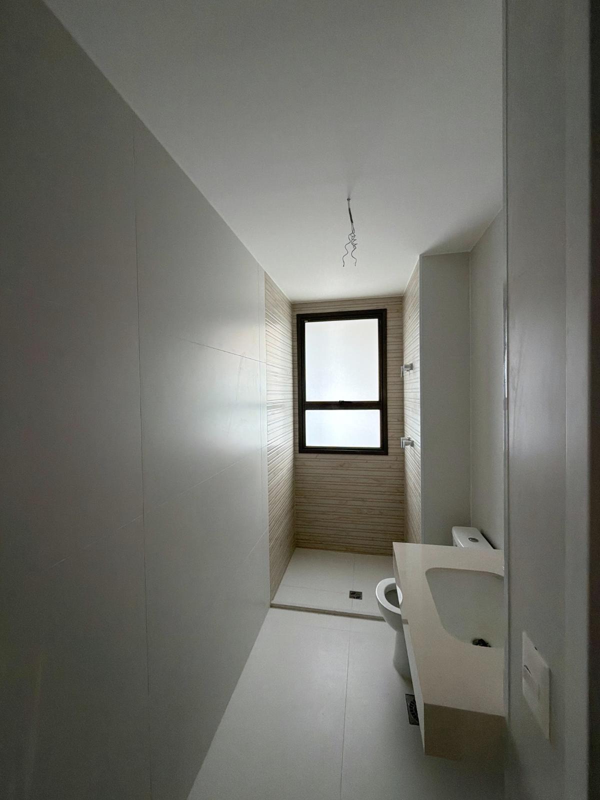 Suíte principal apartamento à venda em Neo alphaville, Alphaville, Barueri — 4 suítes, 244 m² — imagem 4 de 30