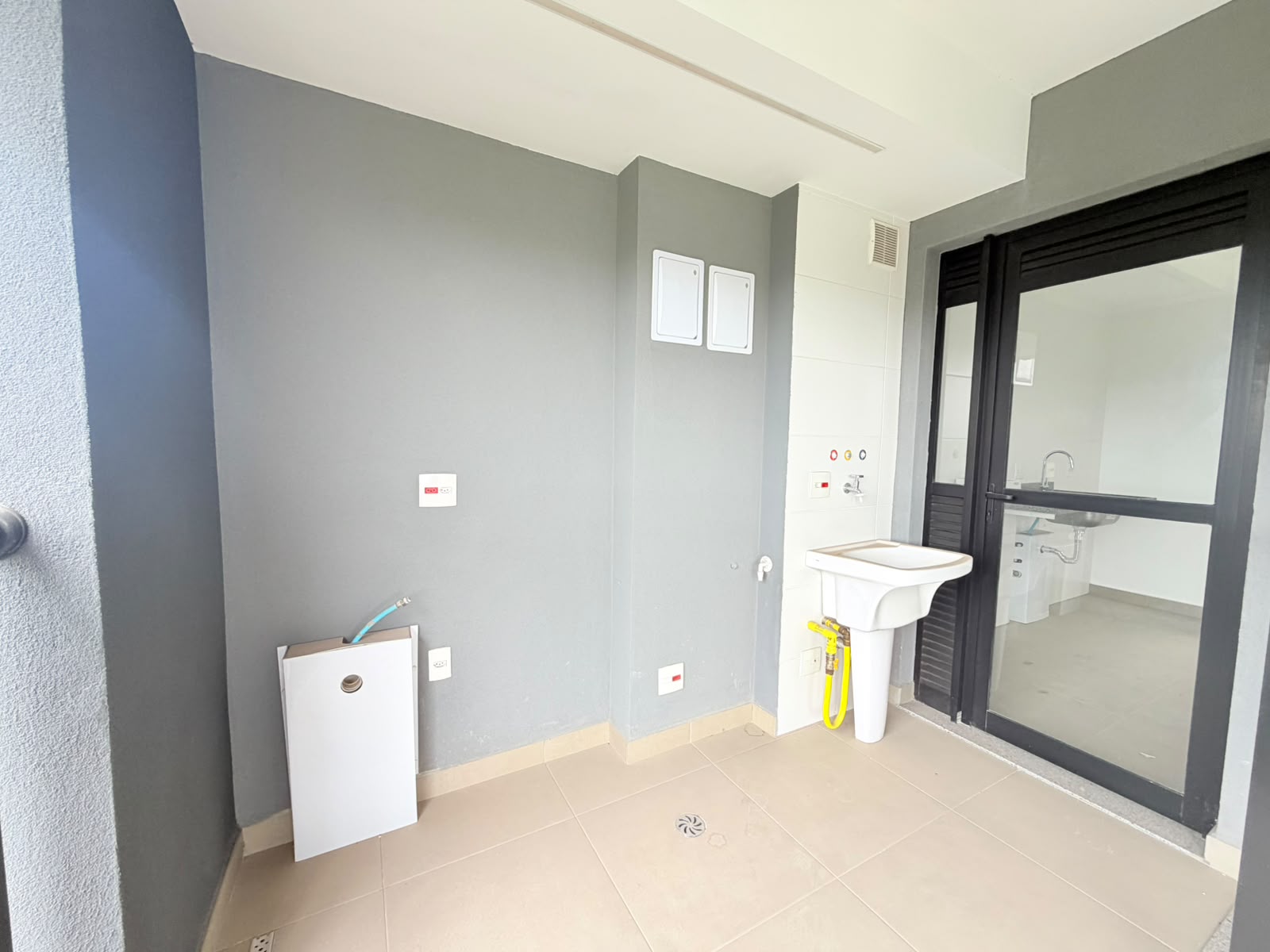 Cozinha e área gourmet apartamento à venda em On The Park (Barueri), Alphaville, Barueri — 3 suítes, 95 m² — imagem 3 de 18