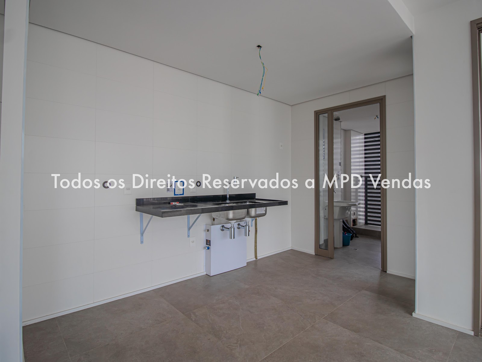 Piscina e área externa apartamento à venda em Pinheiros, São Paulo — 3 suítes, 115 m² — imagem 5 de 18