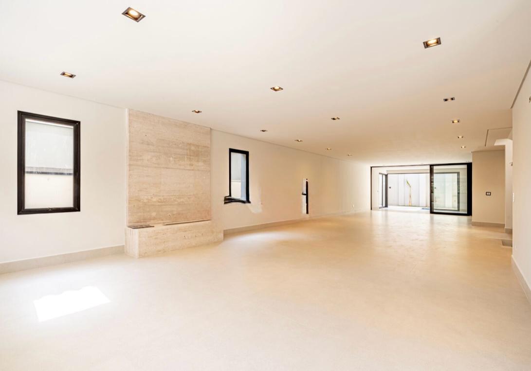 Cozinha e área gourmet casa à venda em Alphaville Residencial 4, Alphaville, Santana de Parnaíba — 4 suítes, 557 m² — imagem 3 de 7