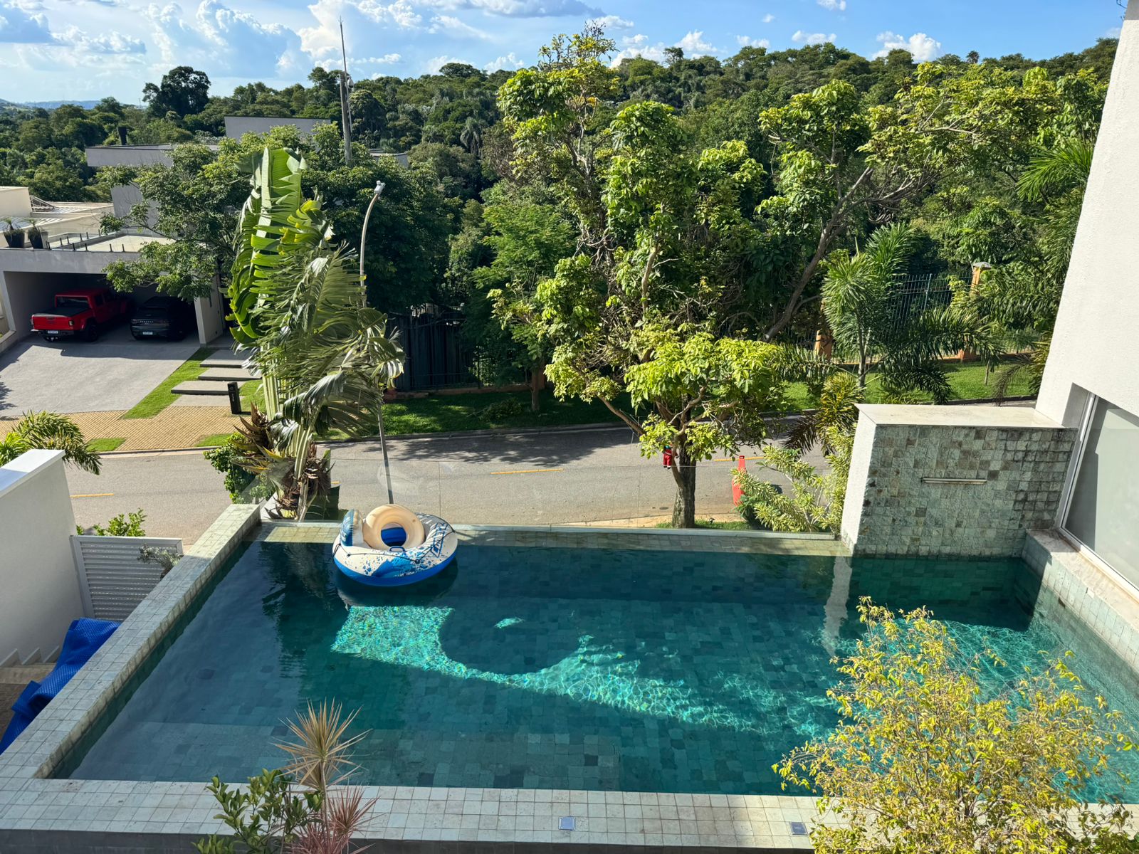 Fachada casa à venda em Burle Marx, Alphaville, Santana de Parnaíba — 3 suítes, 480 m² — imagem 1 de 8