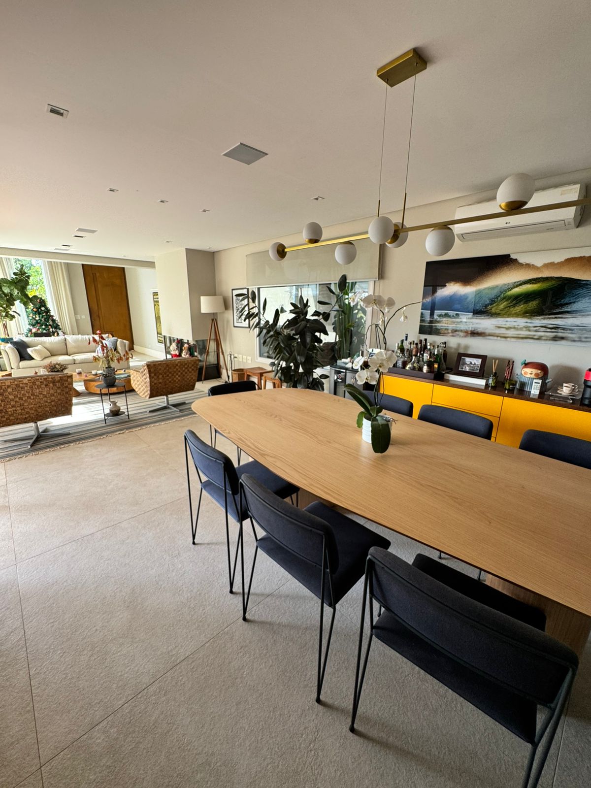 Cozinha e área gourmet casa à venda em Burle Marx, Alphaville, Santana de Parnaíba — 3 suítes, 480 m² — imagem 3 de 8