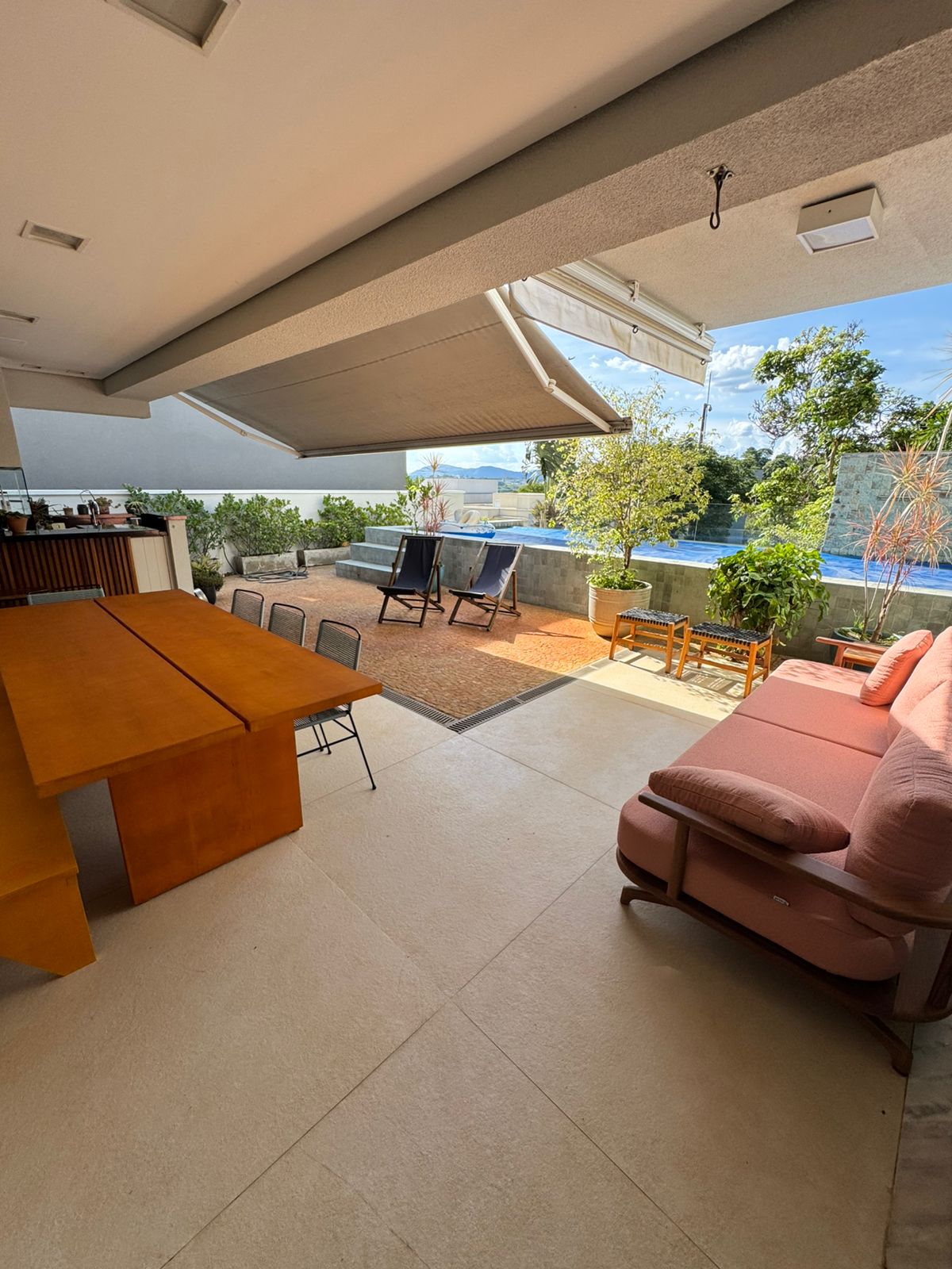 Suíte principal casa à venda em Burle Marx, Alphaville, Santana de Parnaíba — 3 suítes, 480 m² — imagem 4 de 8