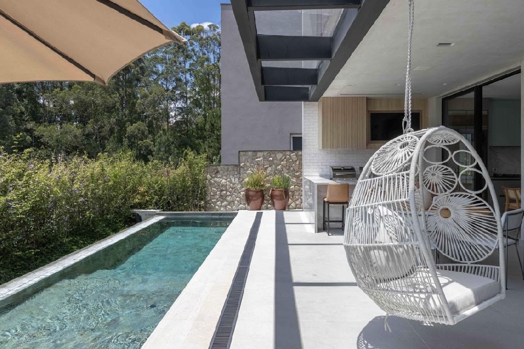 Fachada casa à venda em Villa Solaia , Alphaville, Barueri — 4 suítes, 420 m² — imagem 1 de 8