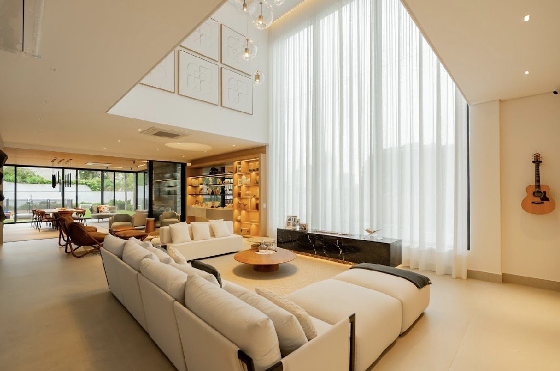 Área de convivência casa à venda em Alphaville Residencial 1, Alphaville, Barueri — 4 suítes, 744 m² — imagem 6 de 10