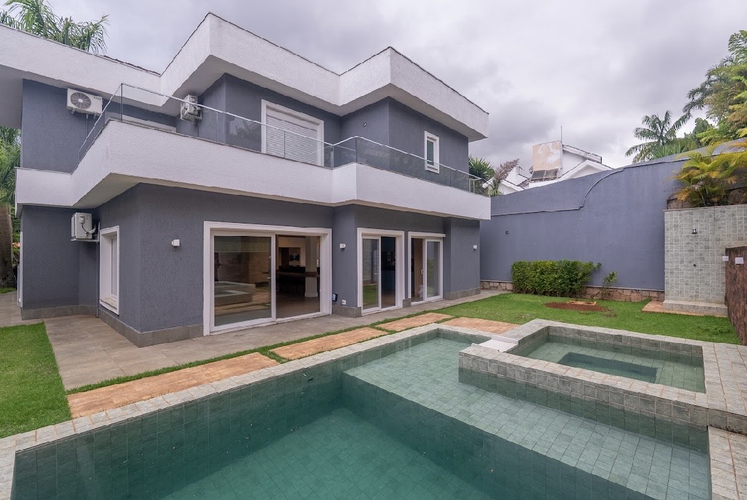 Sala de estar casa à venda ou para alugar em Alphaville Residencial 0, Alphaville, Barueri — 4 suítes, 640 m² — imagem 2 de 5