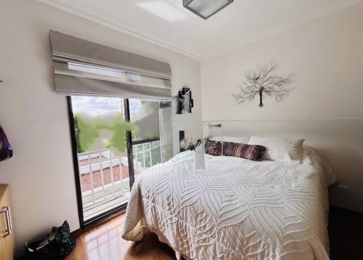 Área de convivência casa à venda em Tambore 6, Alphaville, Santana de Parnaíba — 2 suítes, 180 m² — imagem 6 de 6