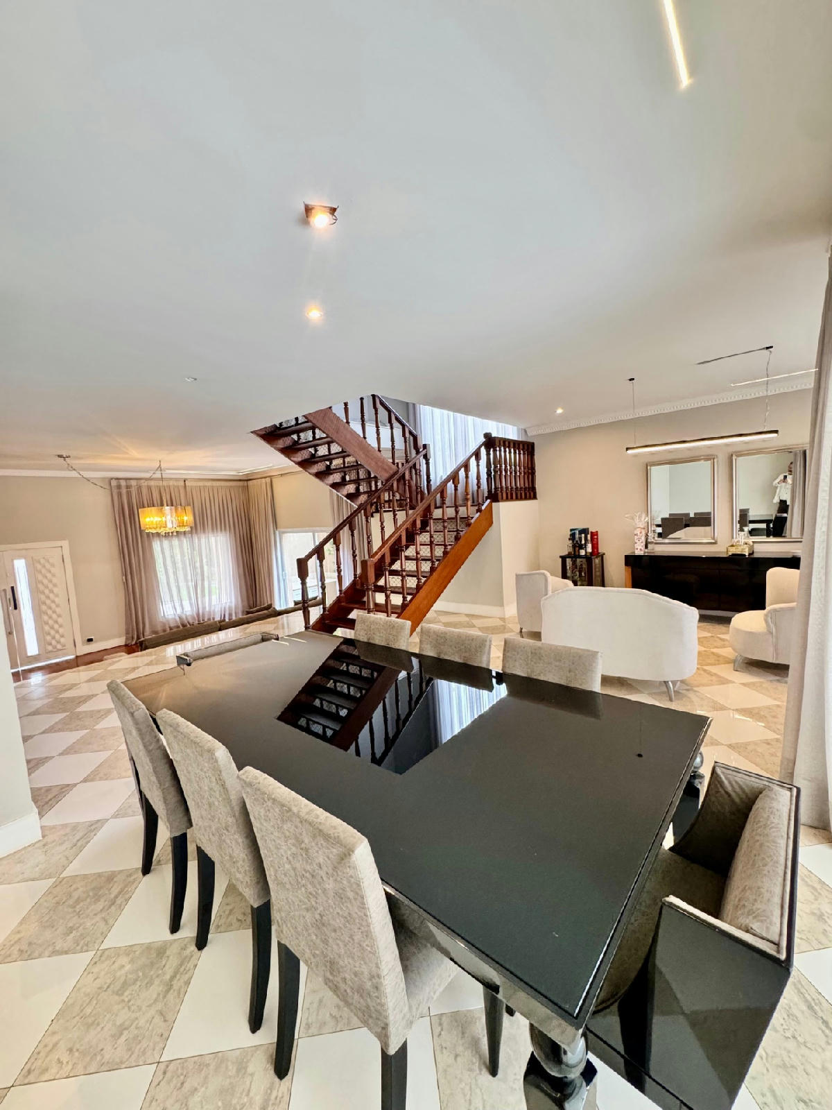Cozinha e área gourmet casa para alugar em Alphaville Residencial 9, Alphaville, Santana de Parnaíba — 4 suítes, 425 m² — imagem 3 de 12