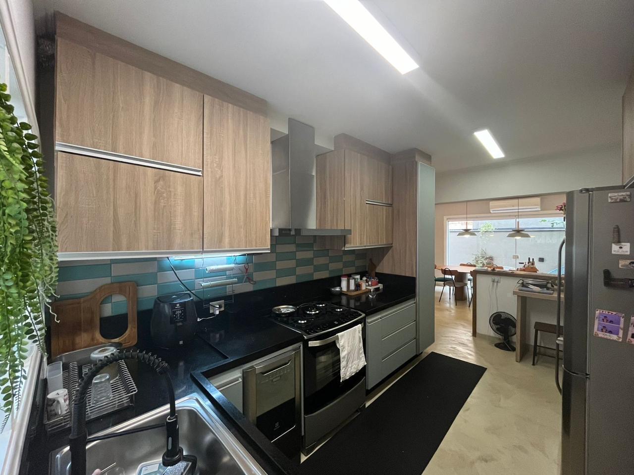 Área de convivência casa à venda ou para alugar em Alphaville Residencial 4, Alphaville, Santana de Parnaíba — 1 suíte, 350 m² — imagem 6 de 12