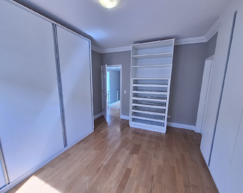 Área de convivência casa à venda em Alpha Conde II, Alphaville, Barueri — 4 suítes, 490 m² — imagem 6 de 7