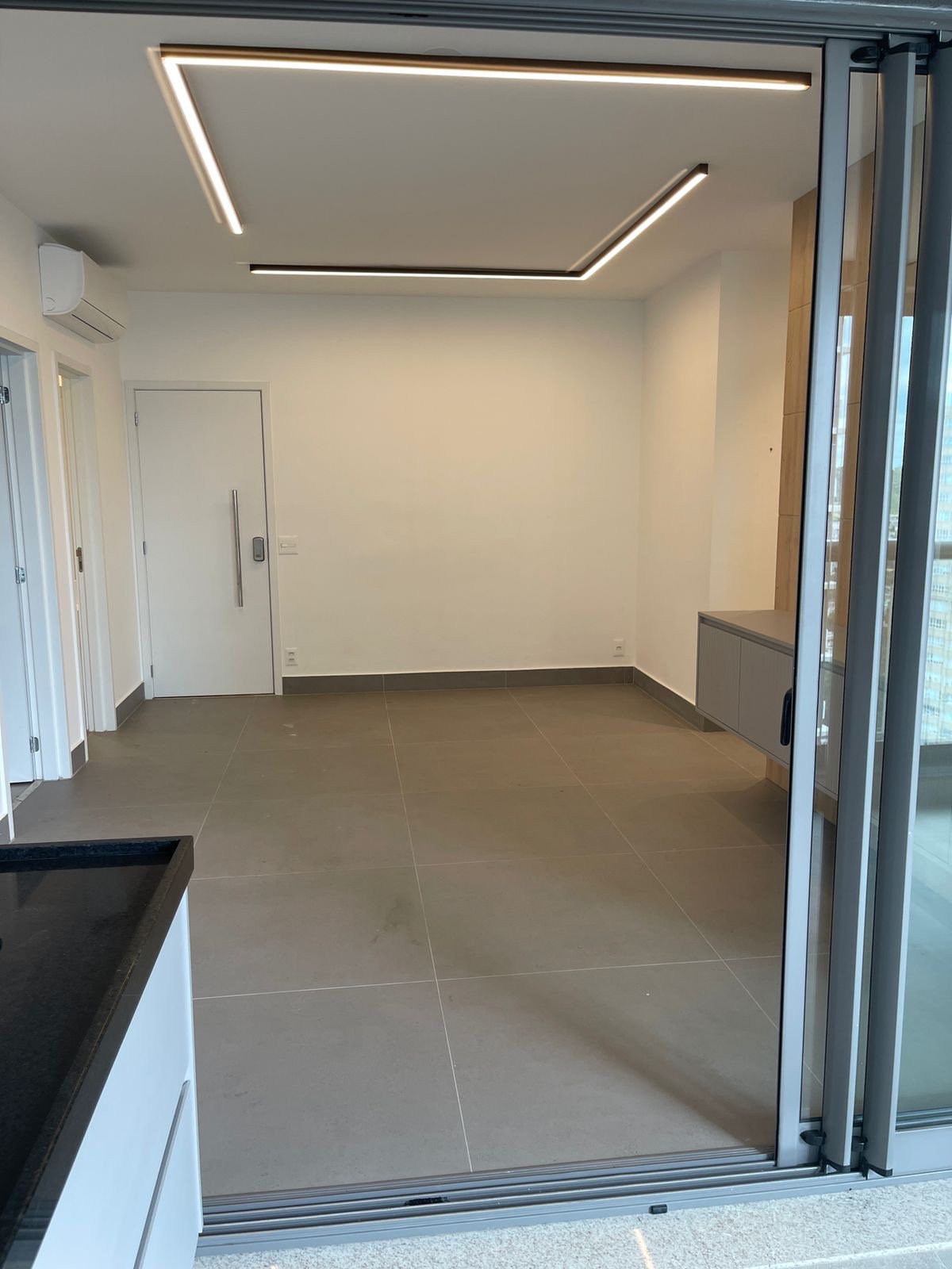 Cozinha e área gourmet casa à venda ou para alugar em Level Alphaville, Alphaville, Barueri — 2 suítes, 95 m² — imagem 3 de 8