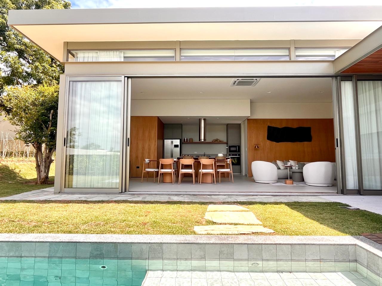 Fachada casa à venda em Villas do golfe itu, Bairro do Pinheiro, Itu — 4 suítes, 500 m² — imagem 1 de 12