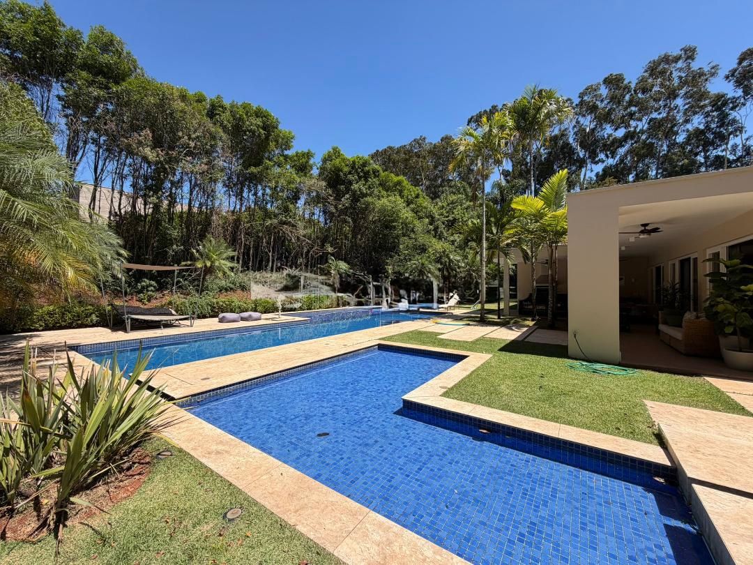 Suíte principal casa à venda ou para alugar em Fazenda Boa Vista Porto Feliz, Porto Feliz, Porto Feliz — 4 suítes, 2000 m² — imagem 4 de 8