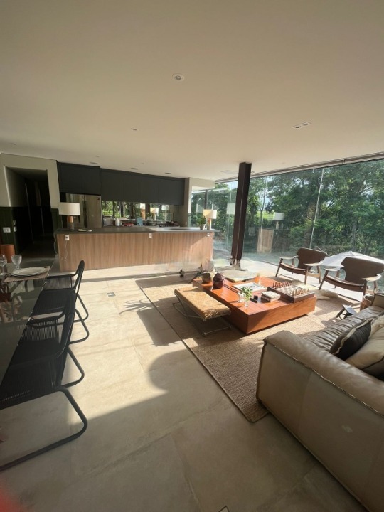 Cozinha e área gourmet casa à venda em Fazenda Boa Vista Porto Feliz, Porto Feliz, Porto Feliz — 4 suítes, 1200 m² — imagem 3 de 20