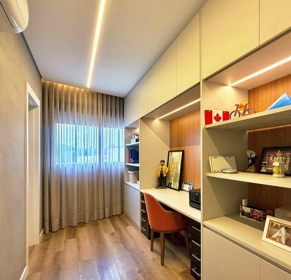 Área de convivência casa à venda em Tambore 11, Alphaville, Santana de Parnaíba — 4 suítes, 620 m² — imagem 6 de 10