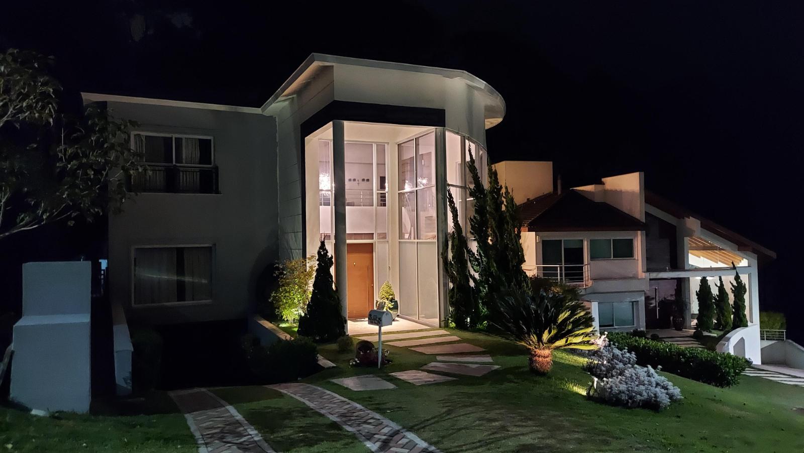 Suíte principal casa à venda em Tambore 11, Alphaville, Santana de Parnaíba — 4 suítes, 712 m² — imagem 4 de 50