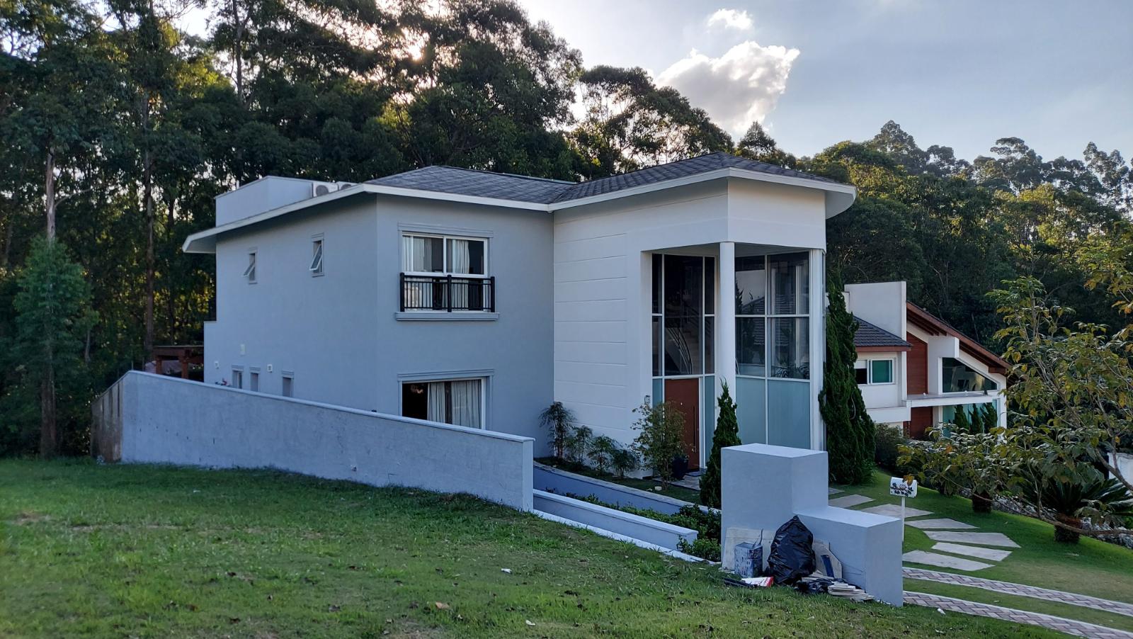 Piscina e área externa casa à venda em Tambore 11, Alphaville, Santana de Parnaíba — 4 suítes, 712 m² — imagem 5 de 50