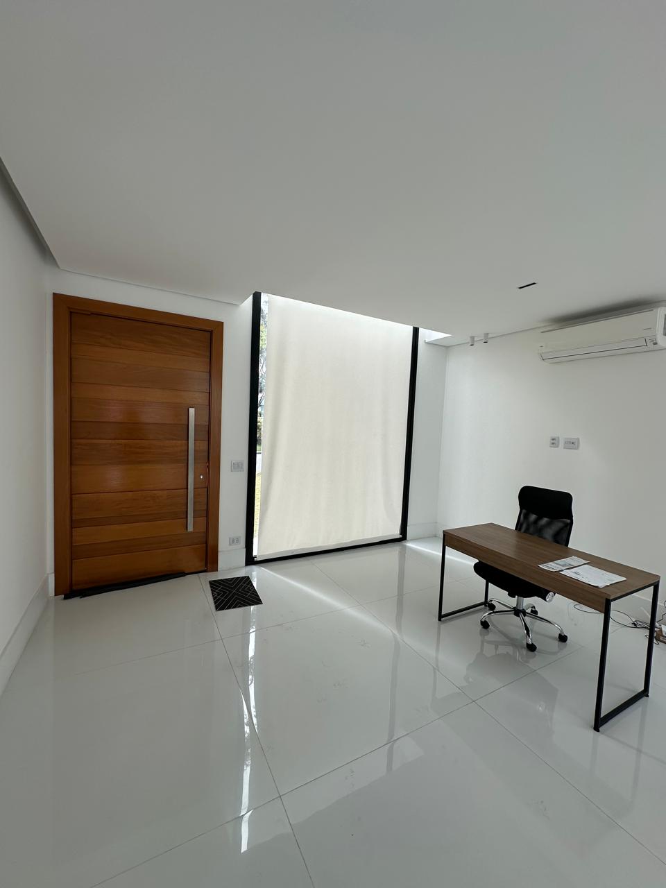 Piscina e área externa casa à venda ou para alugar em Alphaville Residencial 1, Alphaville, Barueri — 4 suítes, 465 m² — imagem 5 de 32