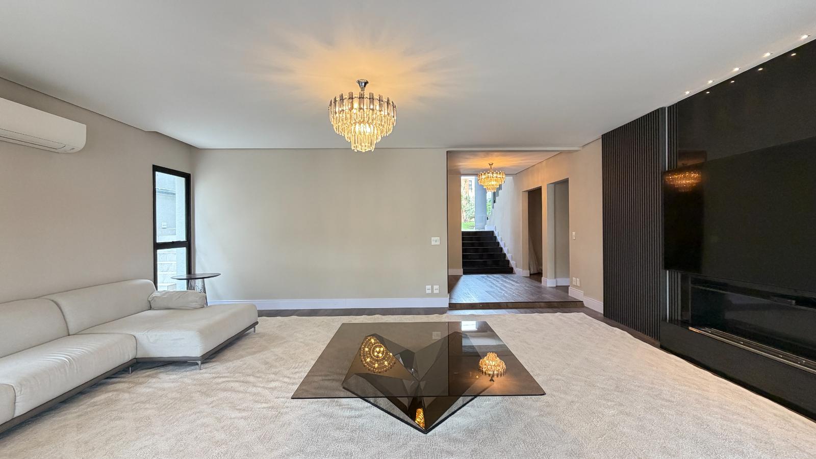 Cozinha e área gourmet casa à venda em Alphaville Residencial 2, Alphaville, Santana de Parnaíba — 5 suítes, 560 m² — imagem 3 de 49