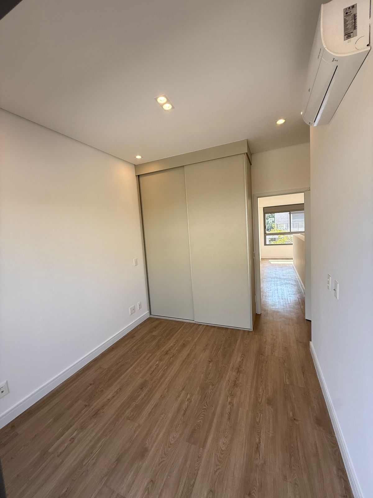 Cozinha e área gourmet casa à venda ou para alugar em Condominio Origem, Alphaville, Santana de Parnaíba — 3 suítes, 200 m² — imagem 3 de 19
