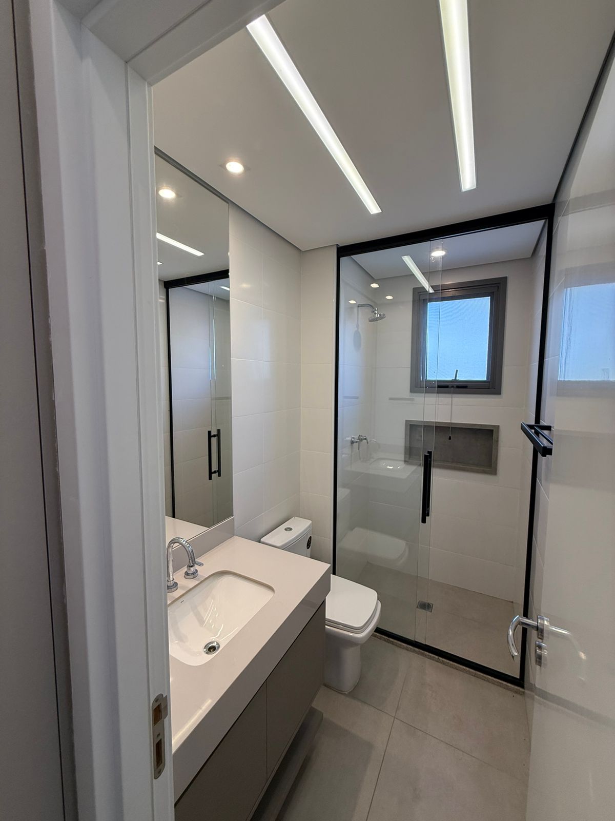 Suíte principal casa à venda ou para alugar em Condominio Origem, Alphaville, Santana de Parnaíba — 3 suítes, 200 m² — imagem 4 de 19