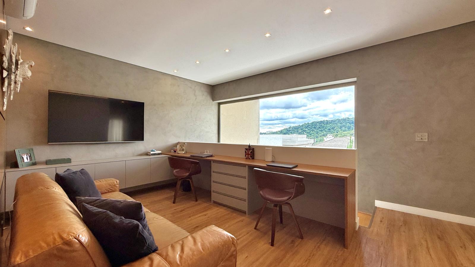 Cozinha e área gourmet casa à venda em Genesis 2, Alphaville, Santana de Parnaíba — 4 suítes, 576 m² — imagem 3 de 53