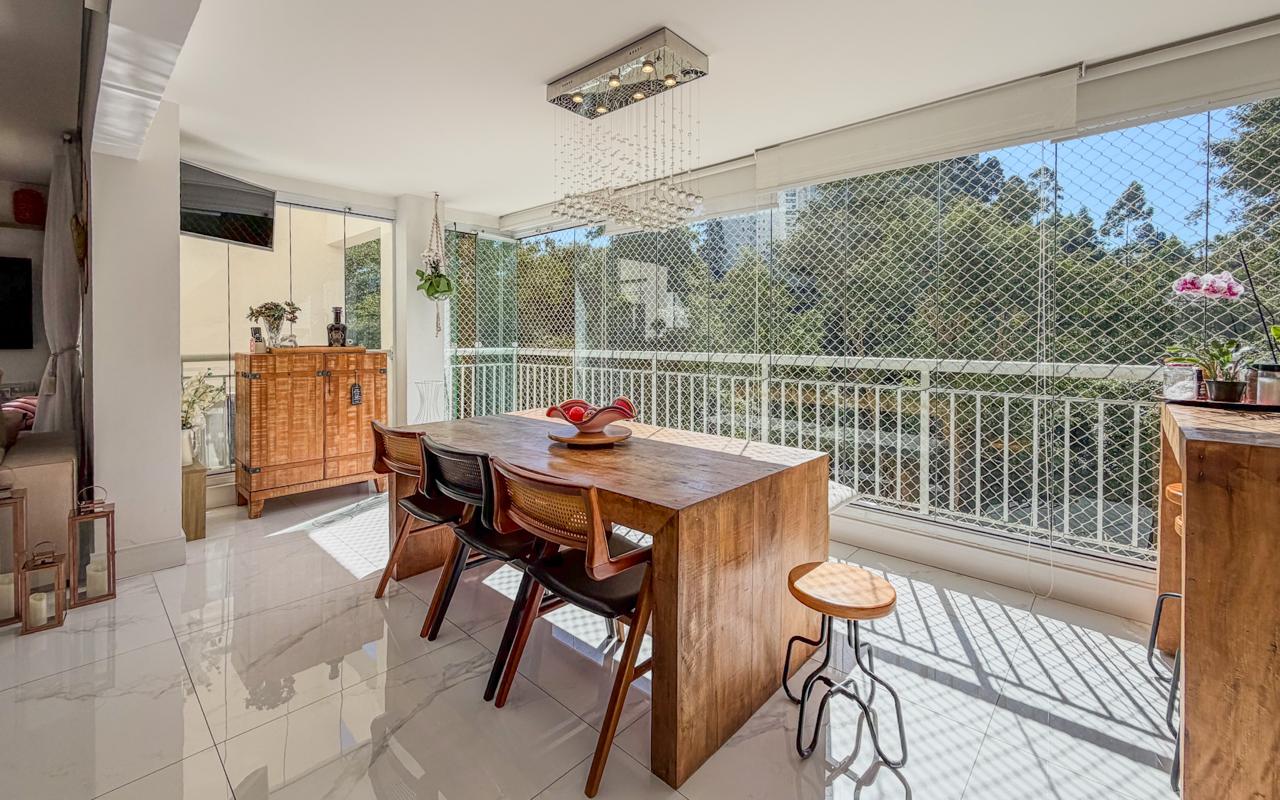 Sala de estar apartamento à venda em Ghaia Tambore, Alphaville, Santana de Parnaíba — 3 suítes, 158 m² — imagem 2 de 25