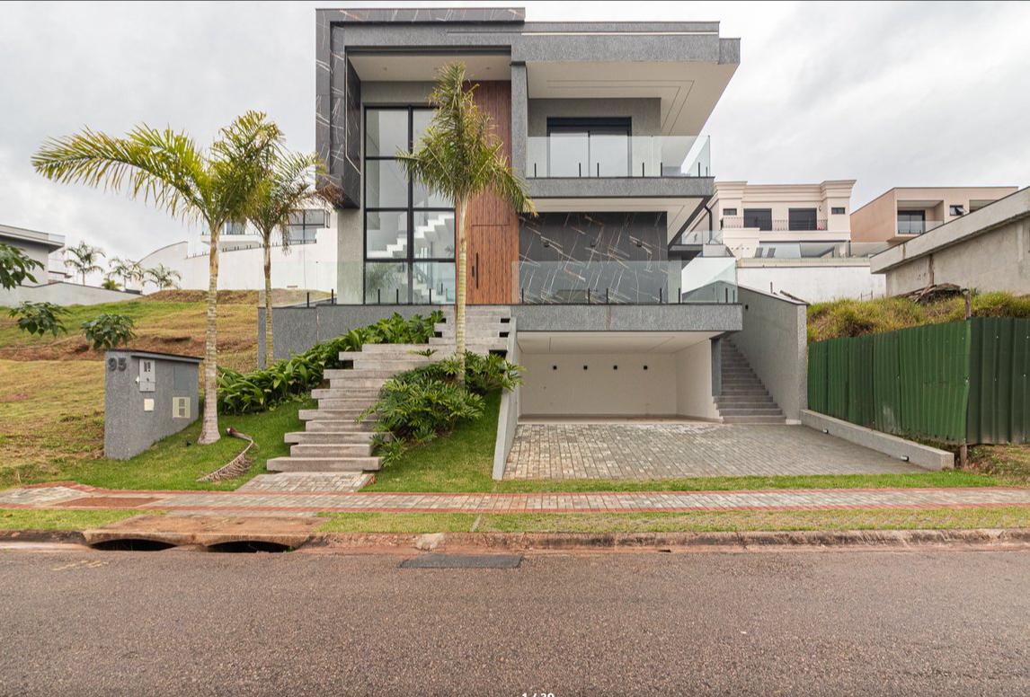 Fachada casa à venda em Itahye Residencial, Alphaville, Barueri — 4 suítes, 420 m² — imagem 1 de 17