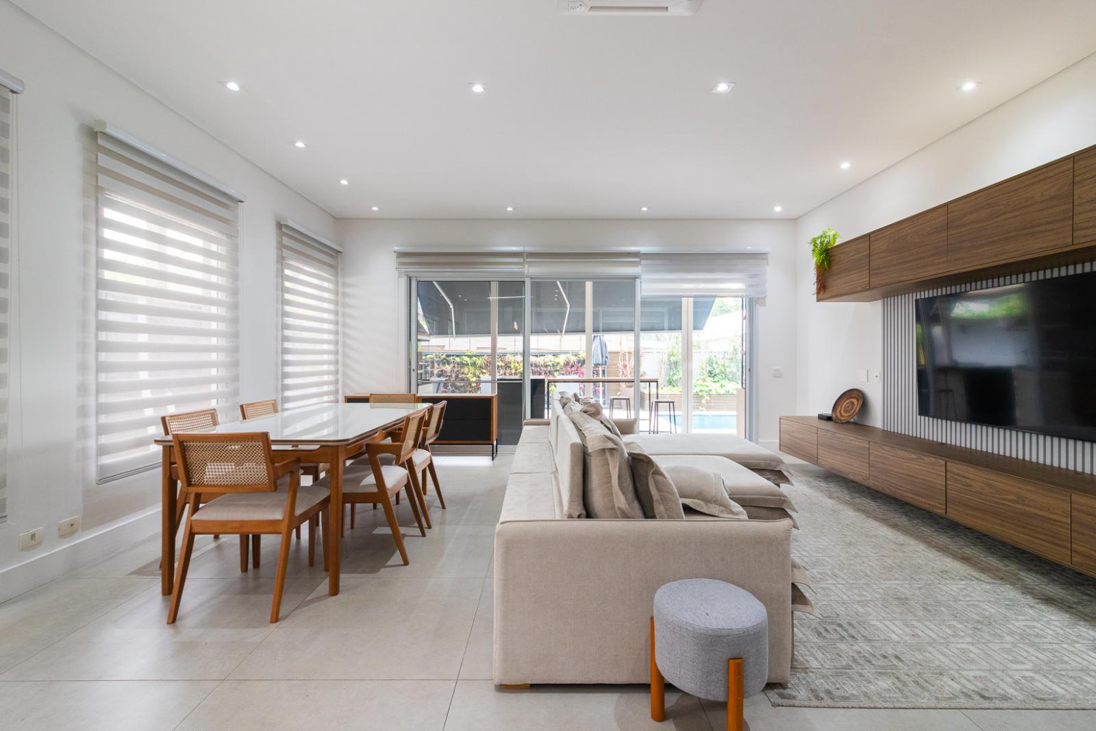 Suíte principal casa à venda em Itahye Residencial, Alphaville, Barueri — 3 suítes, 420 m² — imagem 4 de 29