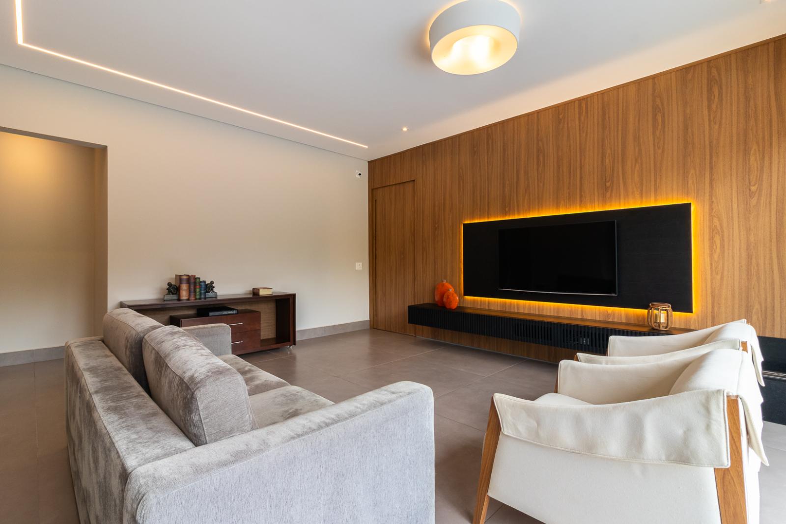 Área de convivência casa à venda em Itahye Residencial, Barueri — 3 suítes, 580 m² — imagem 6 de 31