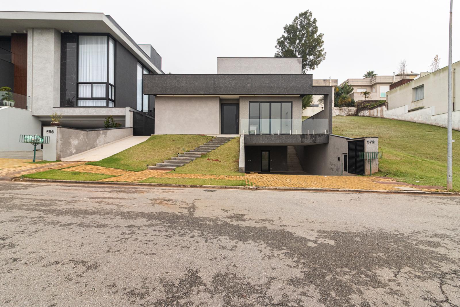 Fachada casa à venda em Burle Marx, Alphaville, Santana de Parnaíba — 4 suítes, 440 m² — imagem 1 de 31