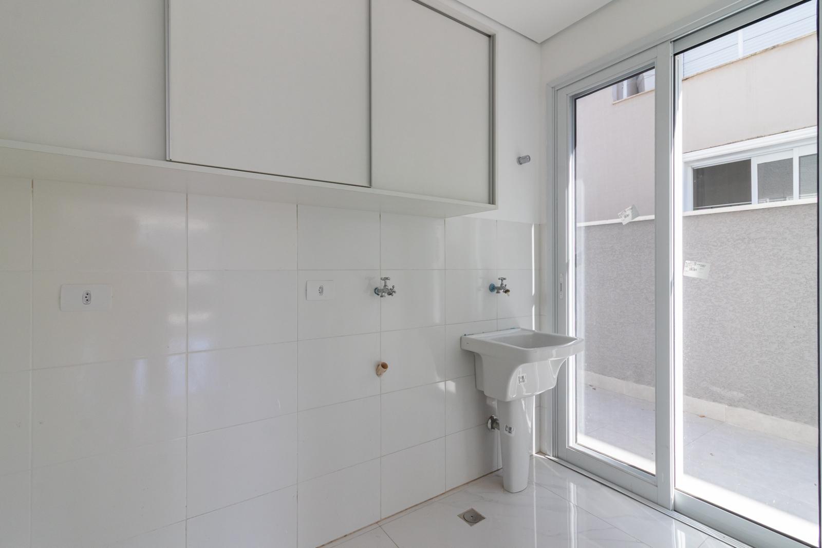 Cozinha e área gourmet casa à venda em Tambore 11, Alphaville, Santana de Parnaíba — 4 suítes, 420 m² — imagem 3 de 39