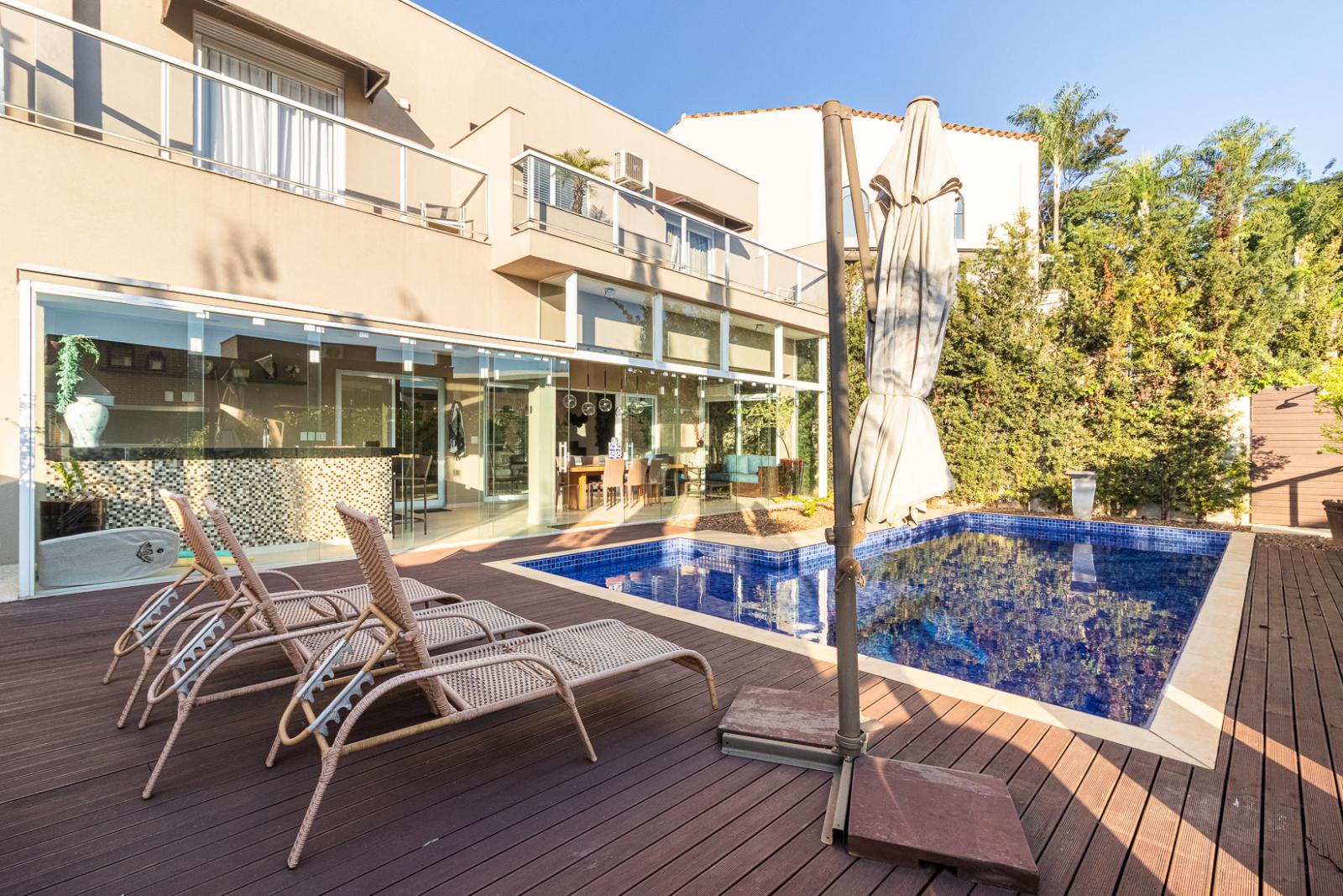 Sala de estar casa à venda em Residencial Tambore 10 , Alphaville, Santana de Parnaíba — 4 suítes, 525 m² — imagem 2 de 41