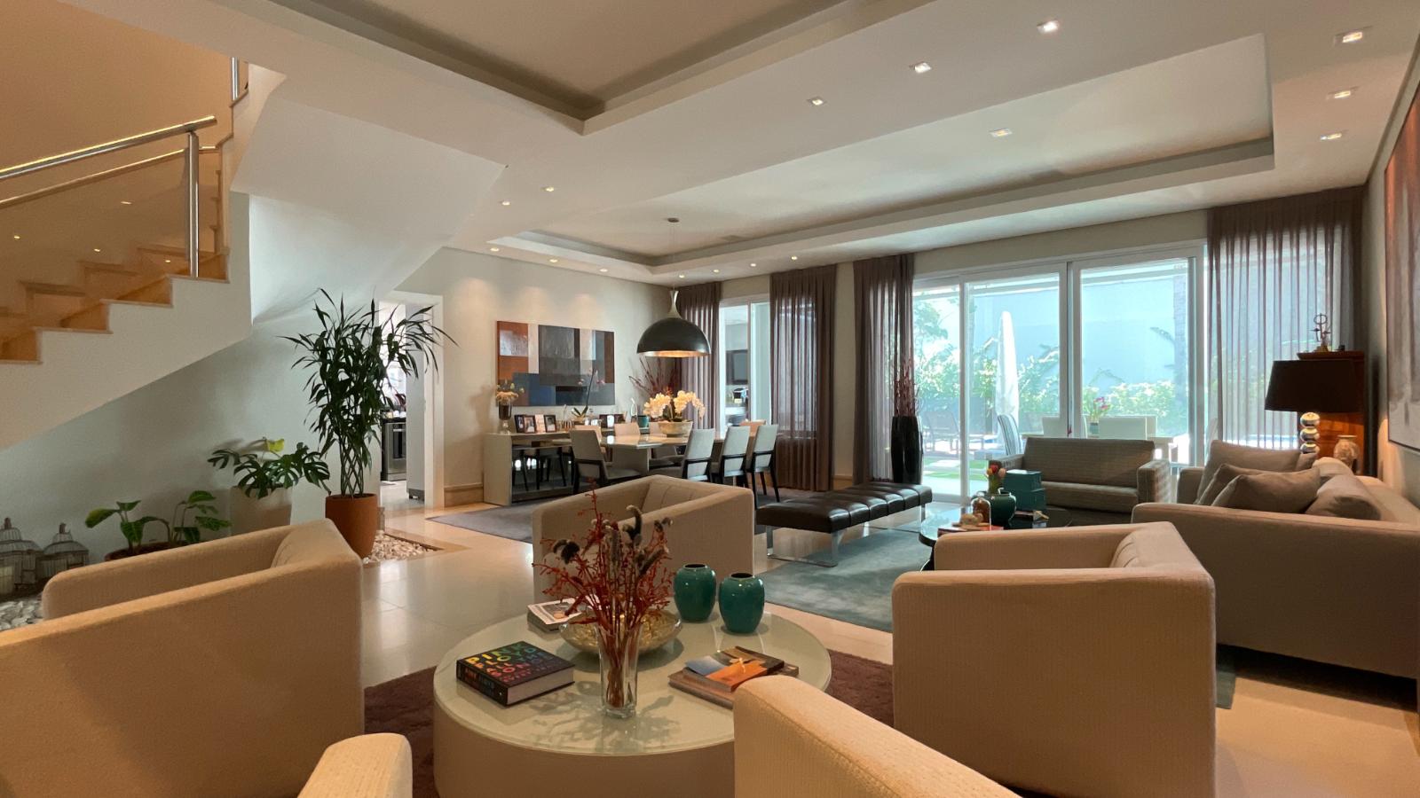 Cozinha e área gourmet casa à venda em Residencial Tambore 10 , Alphaville, Santana de Parnaíba — 4 suítes, 411 m² — imagem 3 de 43