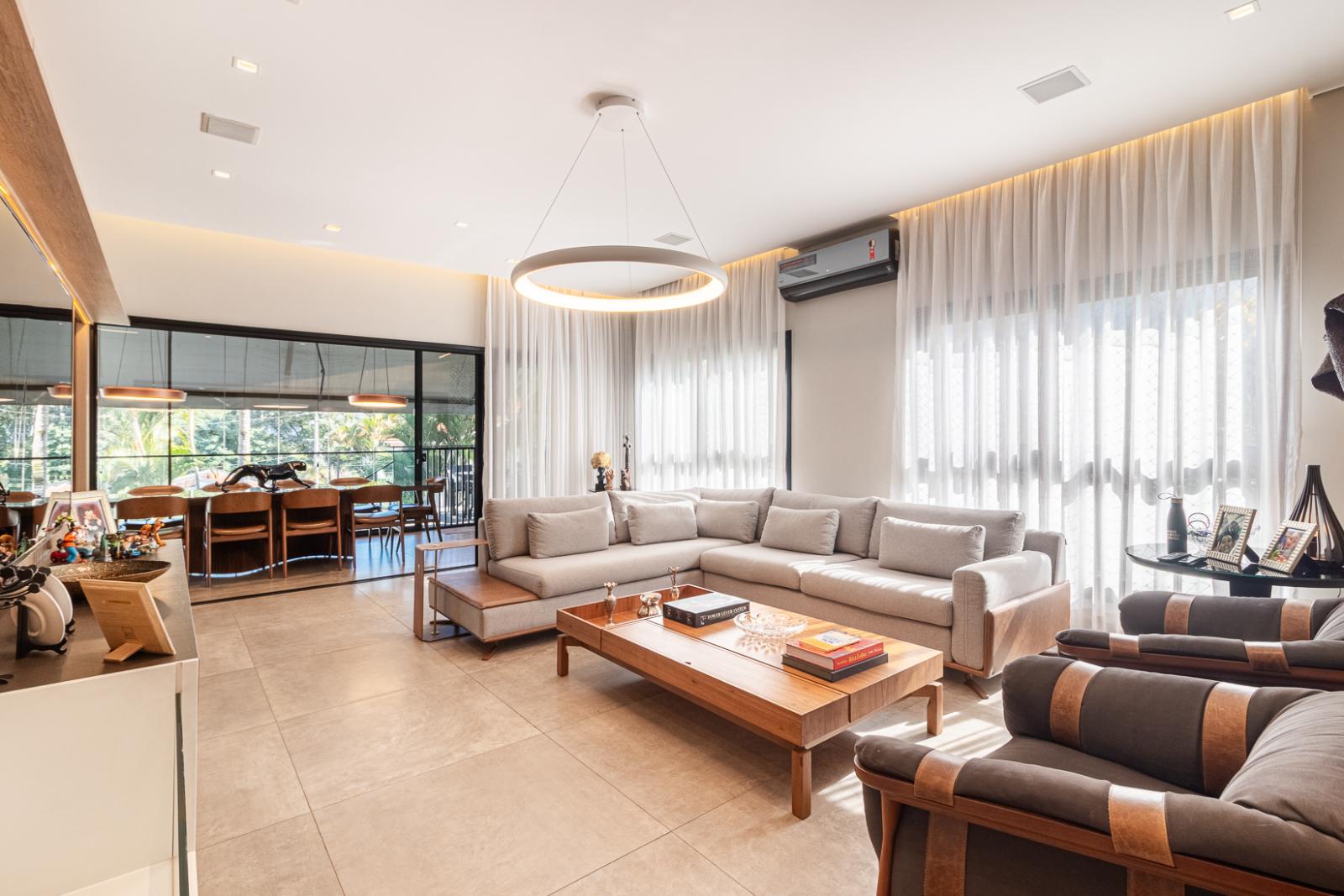 Cozinha e área gourmet casa à venda em Alphaville Residencial 11, Alphaville, Santana de Parnaíba — 4 suítes, 380 m² — imagem 3 de 37