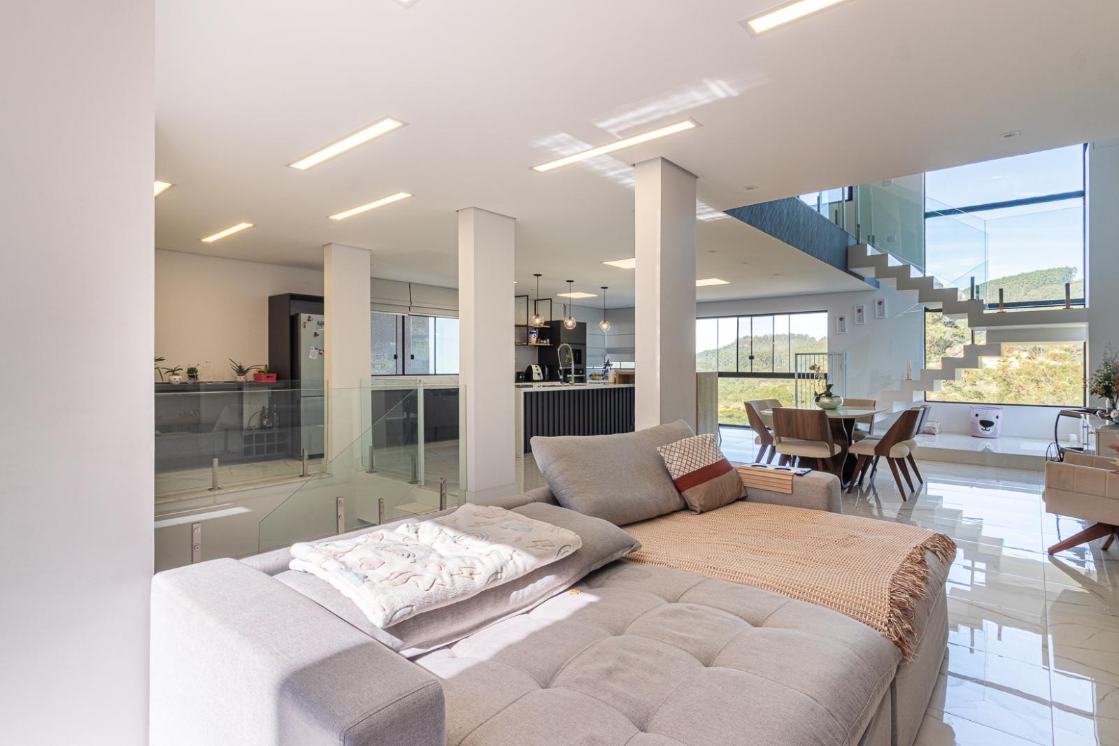 Cozinha e área gourmet casa à venda em Santa Anna, Alphaville, Santana de Parnaíba — 3 suítes, 449 m² — imagem 3 de 38