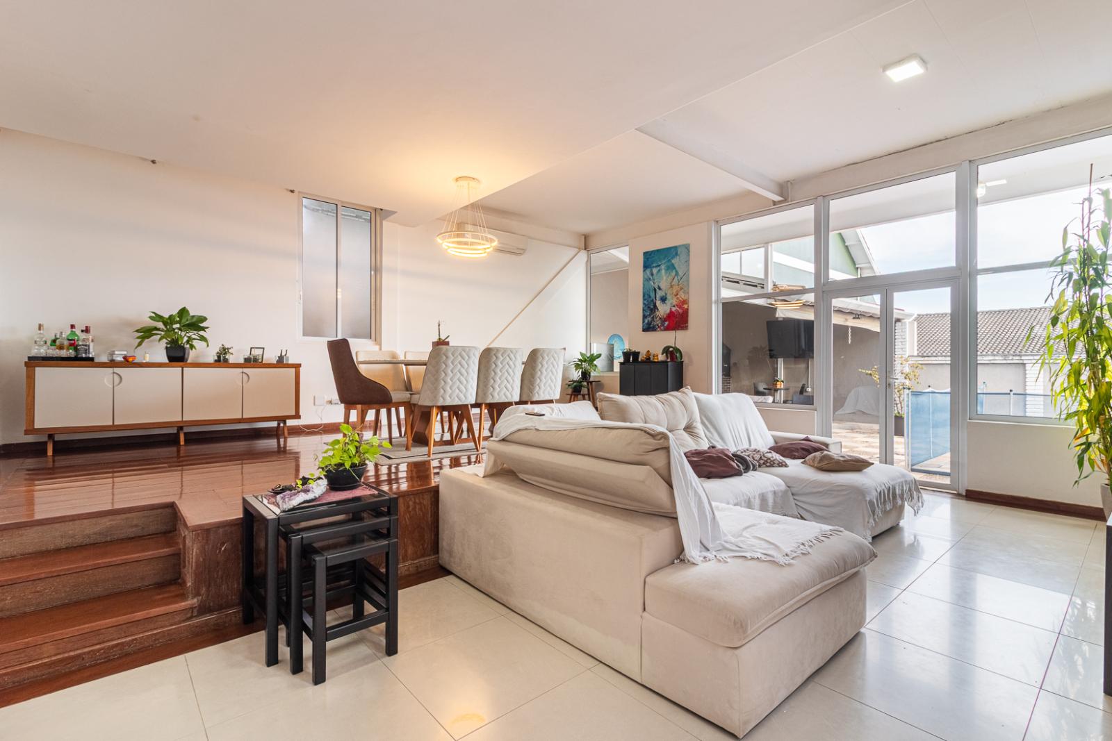 Cozinha e área gourmet casa à venda em Alphaville Residencial 9, Alphaville, Santana de Parnaíba — 3 suítes, 420 m² — imagem 3 de 29