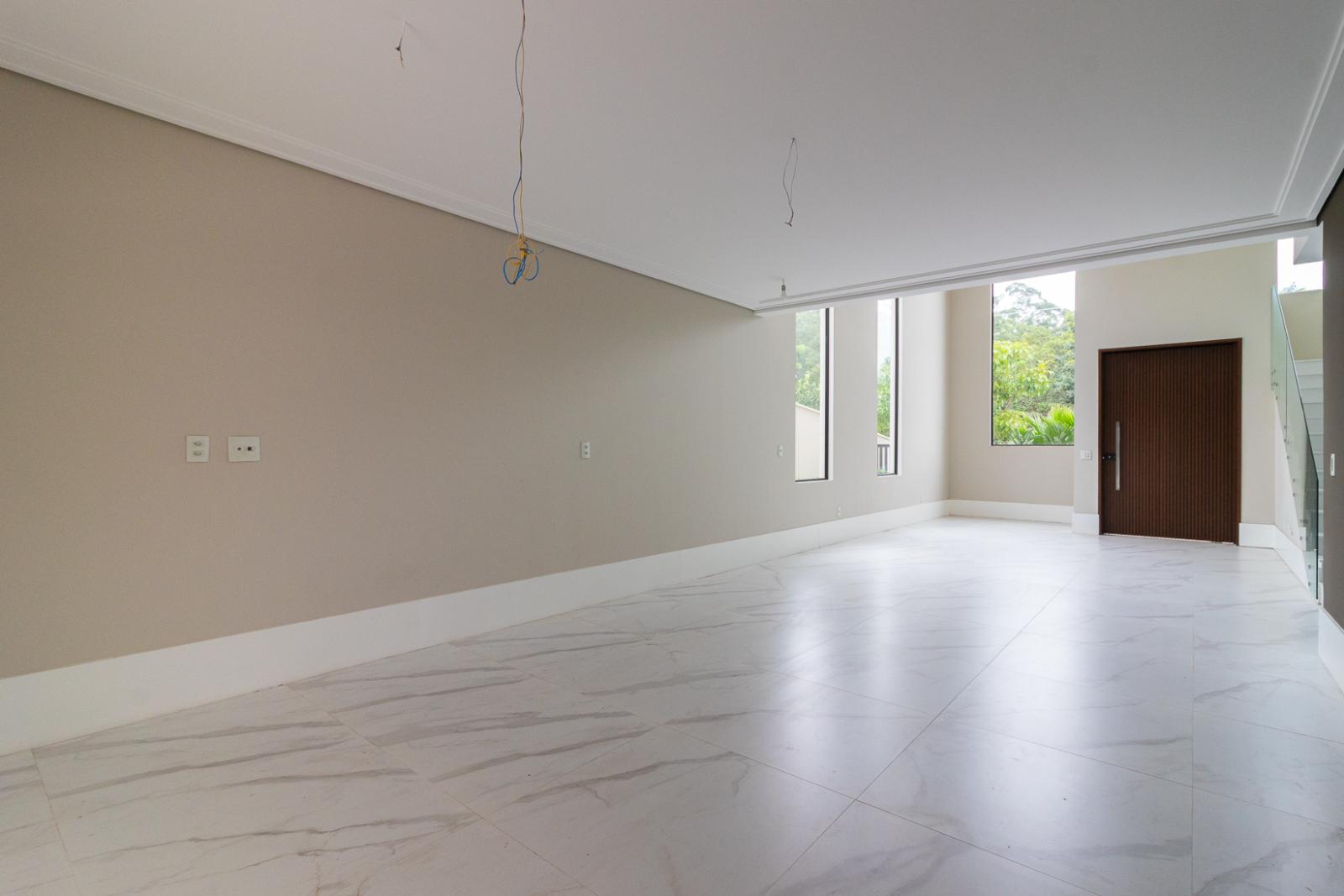 Área de convivência casa à venda em Campos do Conde, Alphaville, Santana de Parnaíba — 5 suítes, 556 m² — imagem 6 de 39