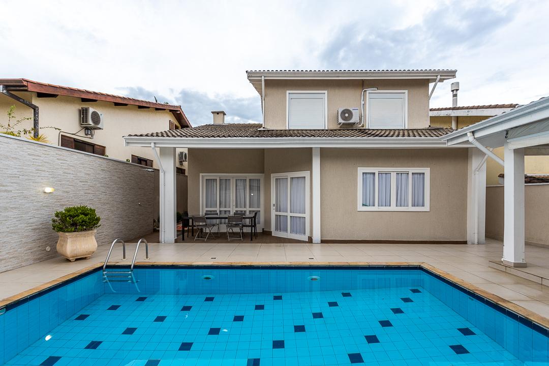 Sala de estar casa à venda em Alphaville Residencial 11, Alphaville, Santana de Parnaíba — 3 suítes, 360 m² — imagem 2 de 29