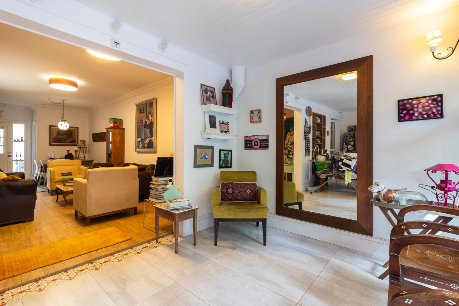 Área de convivência casa à venda em Scenic, Alphaville, Santana de Parnaíba — 1 suíte, 367 m² — imagem 6 de 28
