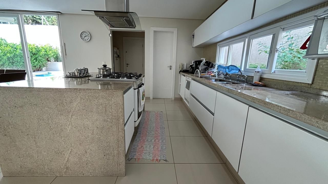 Área de convivência casa à venda em Alphaville Residencial 11, Alphaville, Santana de Parnaíba — 4 suítes, 560 m² — imagem 6 de 14
