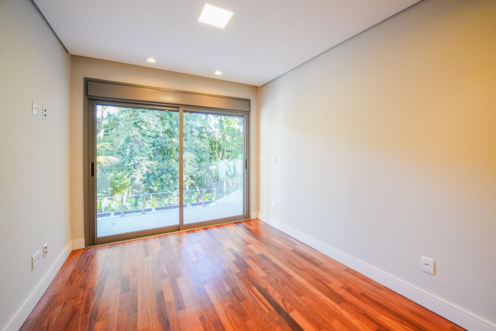 Área de convivência casa à venda em Alphaville Residencial 10, Alphaville, Santana de Parnaíba — 4 suítes, 600 m² — imagem 6 de 44