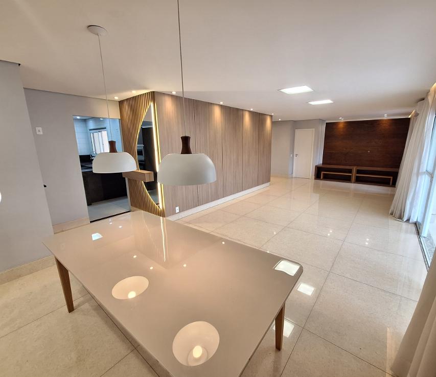 Sala de estar apartamento para alugar em Ghaia Tambore, Alphaville, Santana de Parnaíba — 3 suítes, 159 m² — imagem 2 de 5