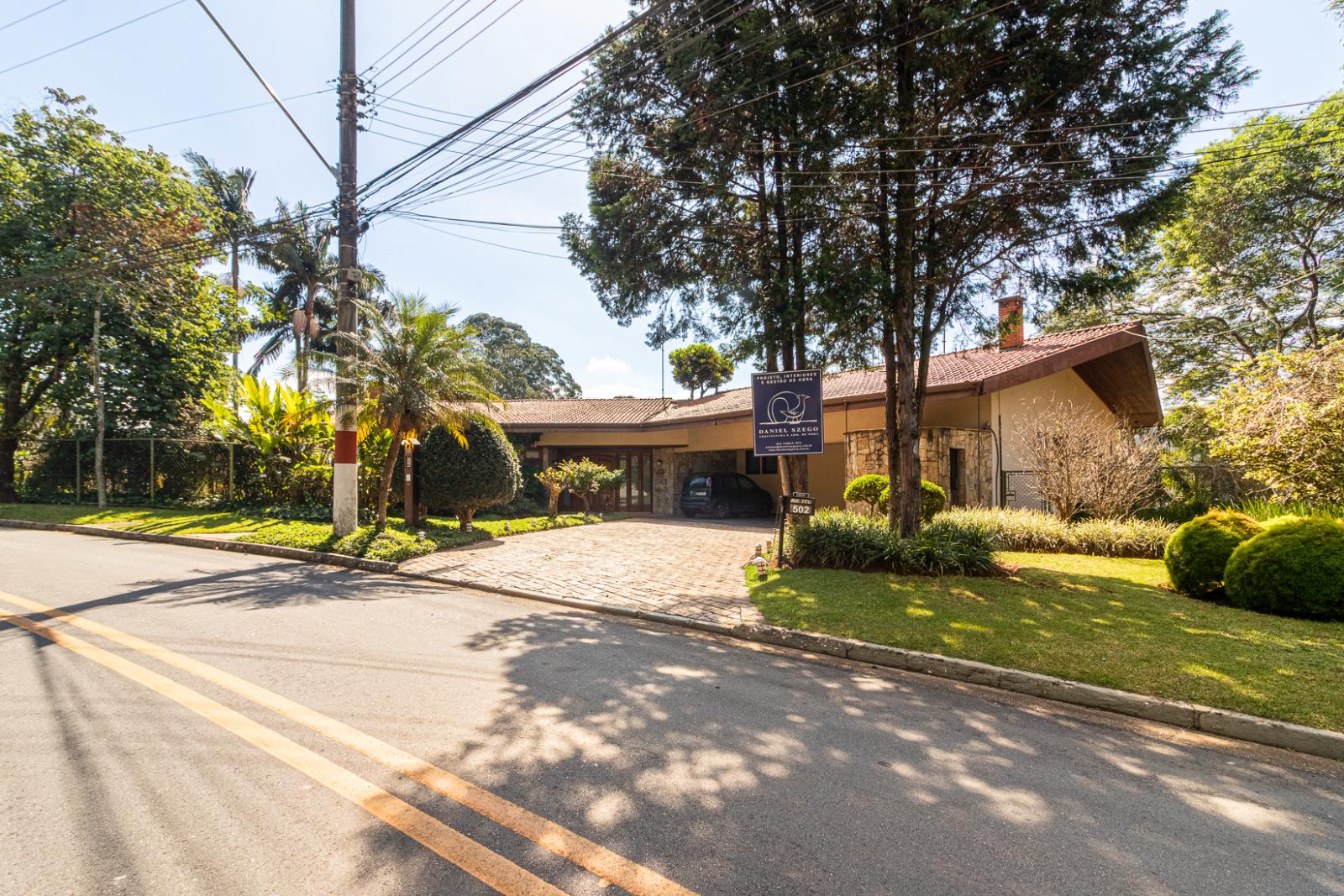 Sala de estar casa à venda em Residencial Tambore 1, Alphaville, Santana de Parnaíba — 4 suítes, 3800 m² — imagem 2 de 46