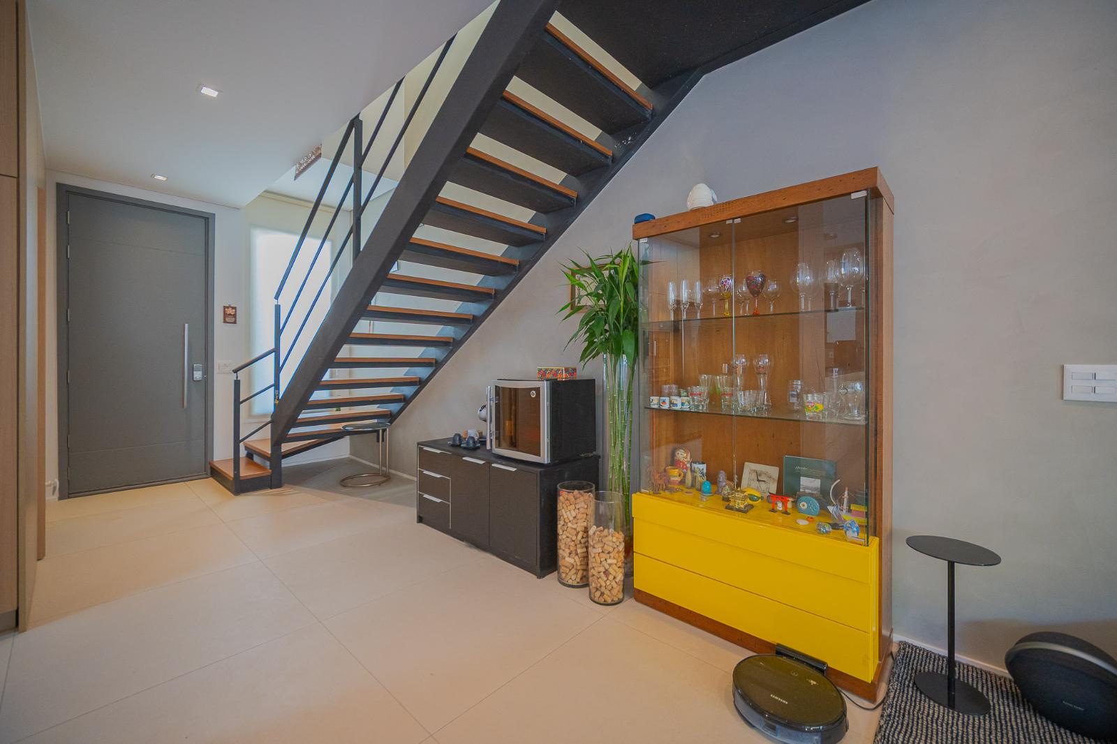 Cozinha e área gourmet casa à venda em Condominio Origem, Alphaville, Santana de Parnaíba — 3 suítes, 295 m² — imagem 3 de 50